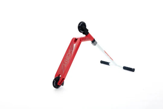 Dominator Scout Complete Scooter