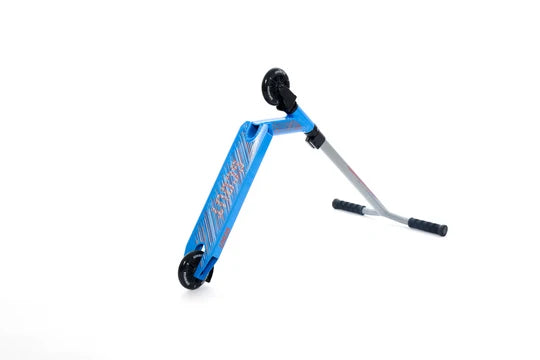 Dominator Scout Complete Scooter